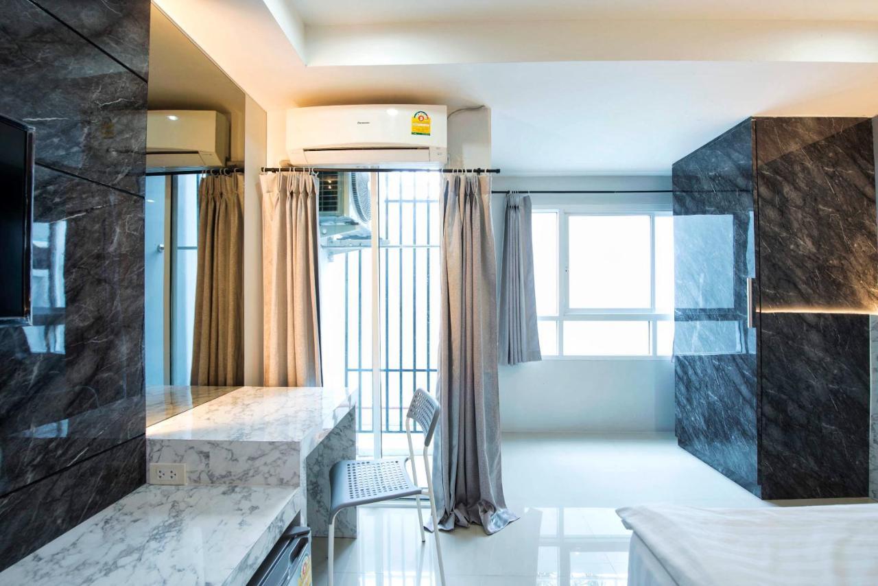 Nw Apartment Lasalle 59 Bangkok Buitenkant foto